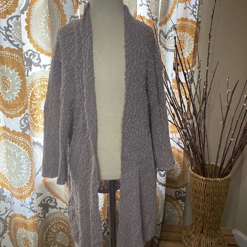 Cupio XL sweater.